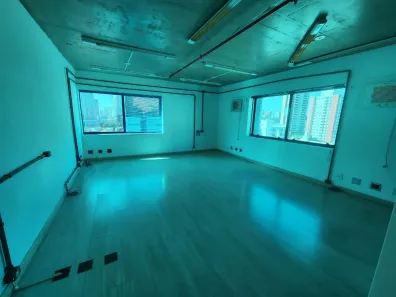 Sala Comercial à venda, 36m² no Chácara Santo Antônio (Zona Sul), São Paulo