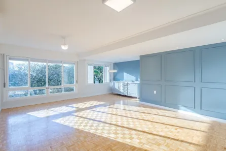 Apartamento com 2 Quartos à venda, 143m² no Três Figueiras, Porto Alegre