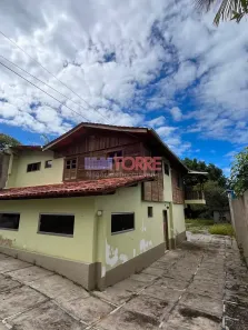 Casa com 4 Quartos para alugar, 200m² no Jardim Savóia, Ilhéus