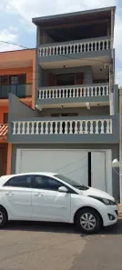 Sobrado com 3 Quartos para alugar, 250m² no Parque São George, Cotia