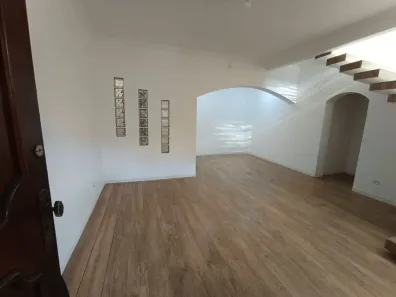 Sobrado com 3 Quartos à venda, 200m² no Vila Yara, Osasco