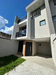 Sobrado com 3 Quartos à venda, 132m² no Uberaba, Curitiba