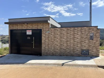 Casa com 2 Quartos à venda, 100m² no , Toledo