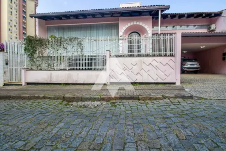 Imóvel Comercial com 1 Quarto para alugar, 110m² no Ponta Aguda, Blumenau