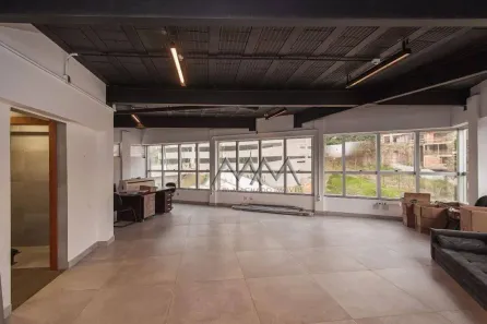 Sala Comercial à venda, 150m² no Santa Lúcia, Belo Horizonte