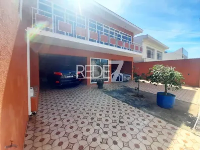 Sobrado com 3 Quartos para alugar, 253m² no Vila Industrial, Campinas