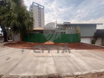 Imóvel Comercial com 5 Quartos para alugar, 621m² no Jardim São Carlos, Campinas