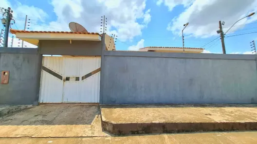 Casa com 3 Quartos à venda, 145m² no Cohab, Porto Velho