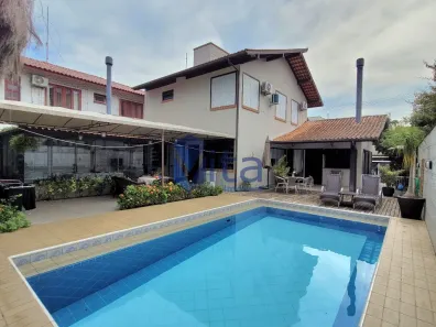 Casa com 3 Quartos à venda, 190m² no Canasvieiras, Florianópolis