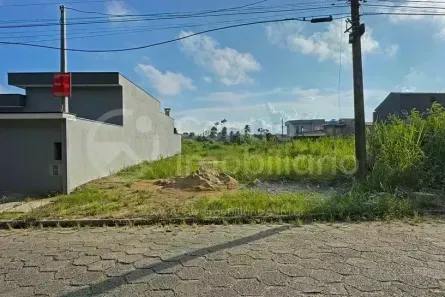 Lote/Terreno à venda, 250m² no Jardim Icaraíba, Peruíbe