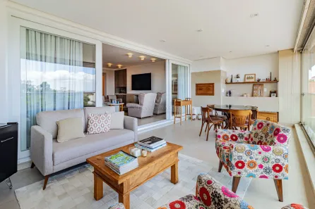 Apartamento com 3 Quartos à venda, 221m² no Cristal, Porto Alegre