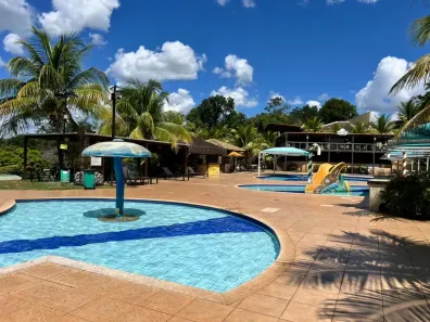 Casa de Condomínio com 2 Quartos à venda, 60m² no Condomínio Aldeia do Lago Flats e Bangalôs, Caldas Novas
