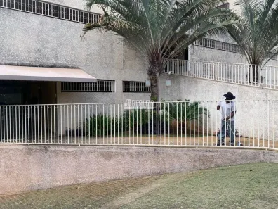 Apartamento com 2 Quartos para alugar, 60m² no Nossa Senhora da Abadia, Uberaba