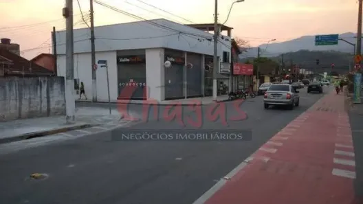 Ponto Comercial à venda, 130m² no Centro, Caraguatatuba