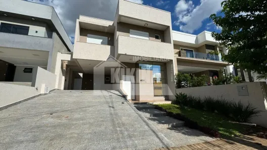 Casa com 3 Quartos para alugar, 233m² no Colônia Dona Luíza, Ponta Grossa