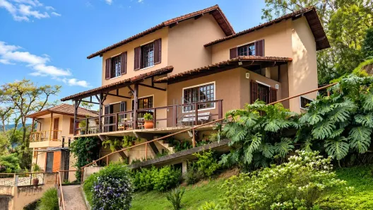 Casa com 4 Quartos à venda, 200m² no Mosela, Petrópolis