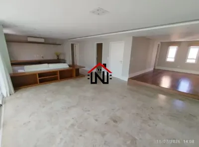 Apartamento com 3 Quartos para alugar, 203m² no Campo Belo, São Paulo