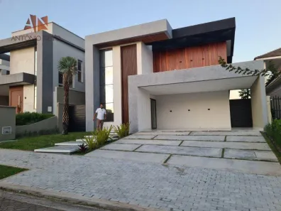 Casa de Condomínio com 4 Quartos à venda, 328m² no Cidade Alpha, Eusébio