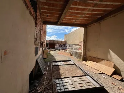 Lote/Terreno à venda, 306m² no Antônia Cândida I, Uberaba