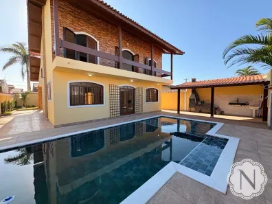 Sobrado com 4 Quartos à venda, 218m² no Jamaica (Praia), Itanhaém