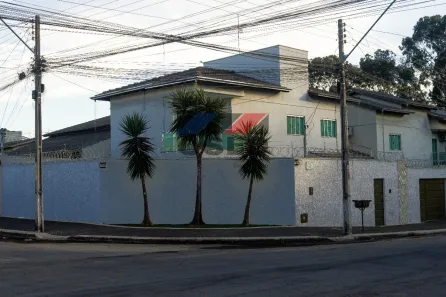 Sobrado com 3 Quartos à venda, 291m² no Moinho dos Ventos, Goiânia