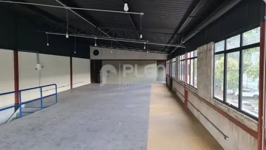 Galpão/Depósito/Armazém para alugar, 300m² no Vila Baruel, São Paulo