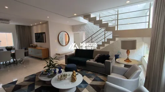 Casa com 3 Quartos à venda, 248m² no Candeias, Vitória da Conquista