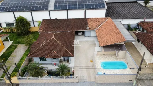 Casa com 3 Quartos à venda, 400m² no Bateas, Brusque