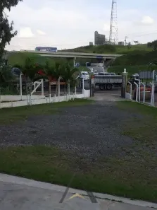 para venda ou aluguel, 1860m² no Ecoville, Araçariguama