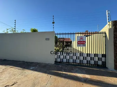 Casa com 2 Quartos à venda, 80m² no Califórnia, Londrina