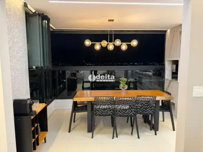 Apartamento com 2 Quartos à venda, 65m² no Alto Umuarama, Uberlândia