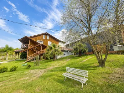 Fazenda/Sítio com 8 Quartos à venda, 585m² no Jansen, Farroupilha