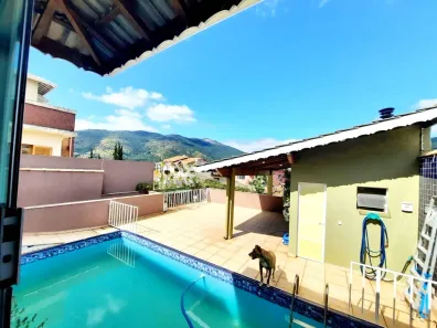 Casa com 3 Quartos à venda, 250m² no Recreio Maristela, Atibaia