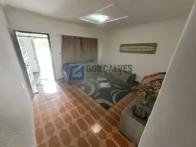 Casa com 2 Quartos à venda, 139m² no Vila Luzita, Santo André