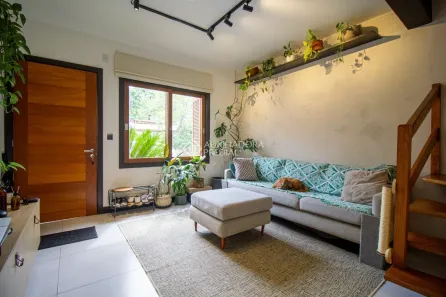Casa de Condomínio com 2 Quartos à venda, 106m² no Nonoai, Porto Alegre