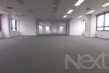 Sala Comercial com 1 Quarto para alugar, 226m² no Cambuí, Campinas
