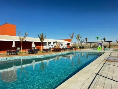 Lote/Terreno à venda, 331m² no Novo Mundo, Uberlândia