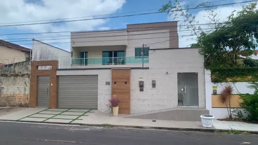 Sobrado com 5 Quartos à venda, 360m² no Renascença, São Luís