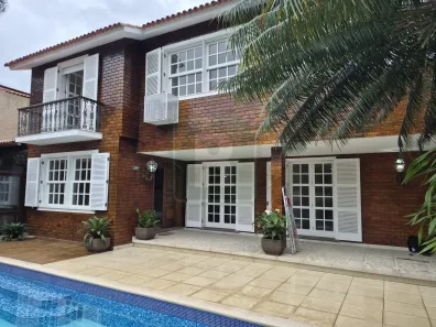 Casa de Condomínio com 5 Quartos para alugar, 500m² no São Francisco, Niterói