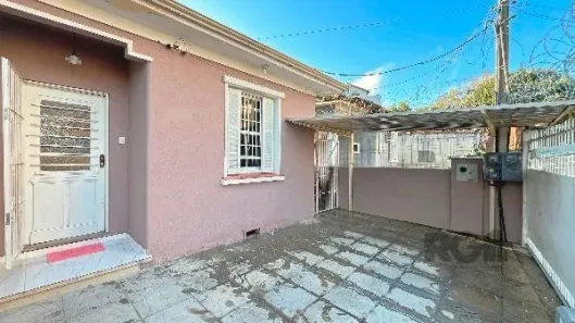 Casa com 3 Quartos à venda, 82m² no Medianeira, Porto Alegre