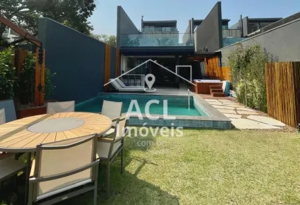Casa de Condomínio com 4 Quartos à venda, 230m² no Camburi, São Sebastião
