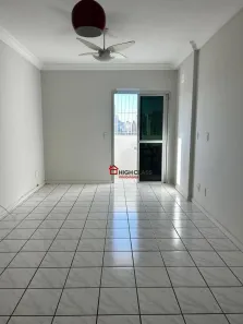 Apartamento com 2 Quartos para alugar, 73m² no Itapuã, Vila Velha