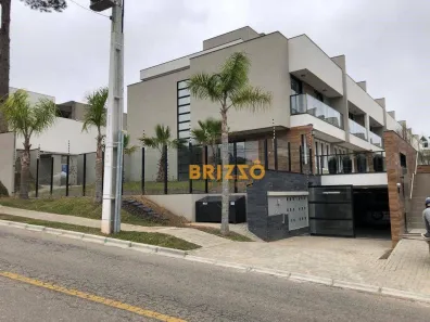 Casa de Condomínio com 3 Quartos à venda, 240m² no Santo Inácio, Curitiba