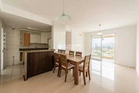 Apartamento com 2 Quartos para alugar, 67m² no Passo da Areia, Porto Alegre