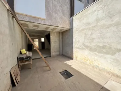 Casa com 2 Quartos à venda, 75m² no Santa Amélia, Belo Horizonte