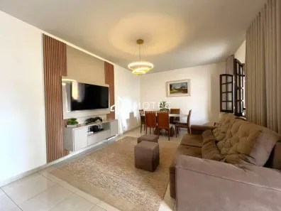 Casa com 6 Quartos à venda, 360m² no Planalto, Belo Horizonte