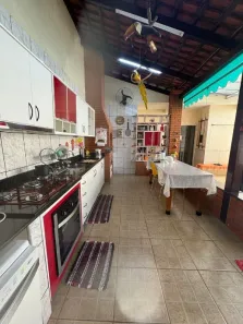 Casa com 5 Quartos à venda, 246m² no Pampulha, Uberlândia