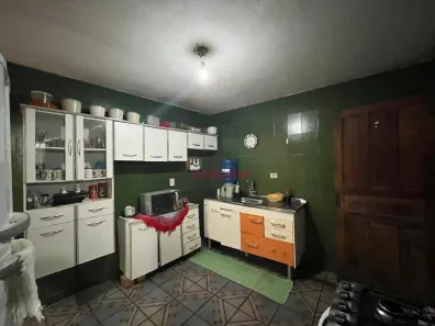 Sobrado com 4 Quartos à venda, 155m² no Montanhão, São Bernardo do Campo