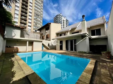 Casa com 4 Quartos à venda, 300m² no Jardim Itu, Porto Alegre