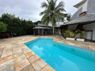 Casa com 5 Quartos à venda, 310m² no Camboinhas, Niterói